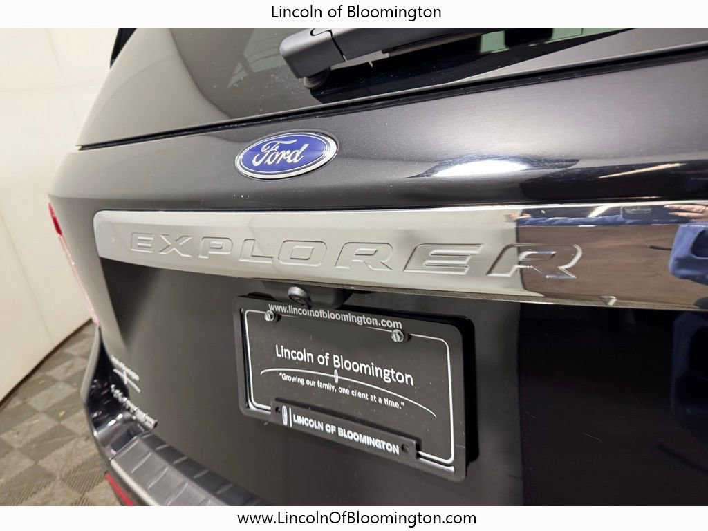 Used 2020 Ford Explorer Limited image 23