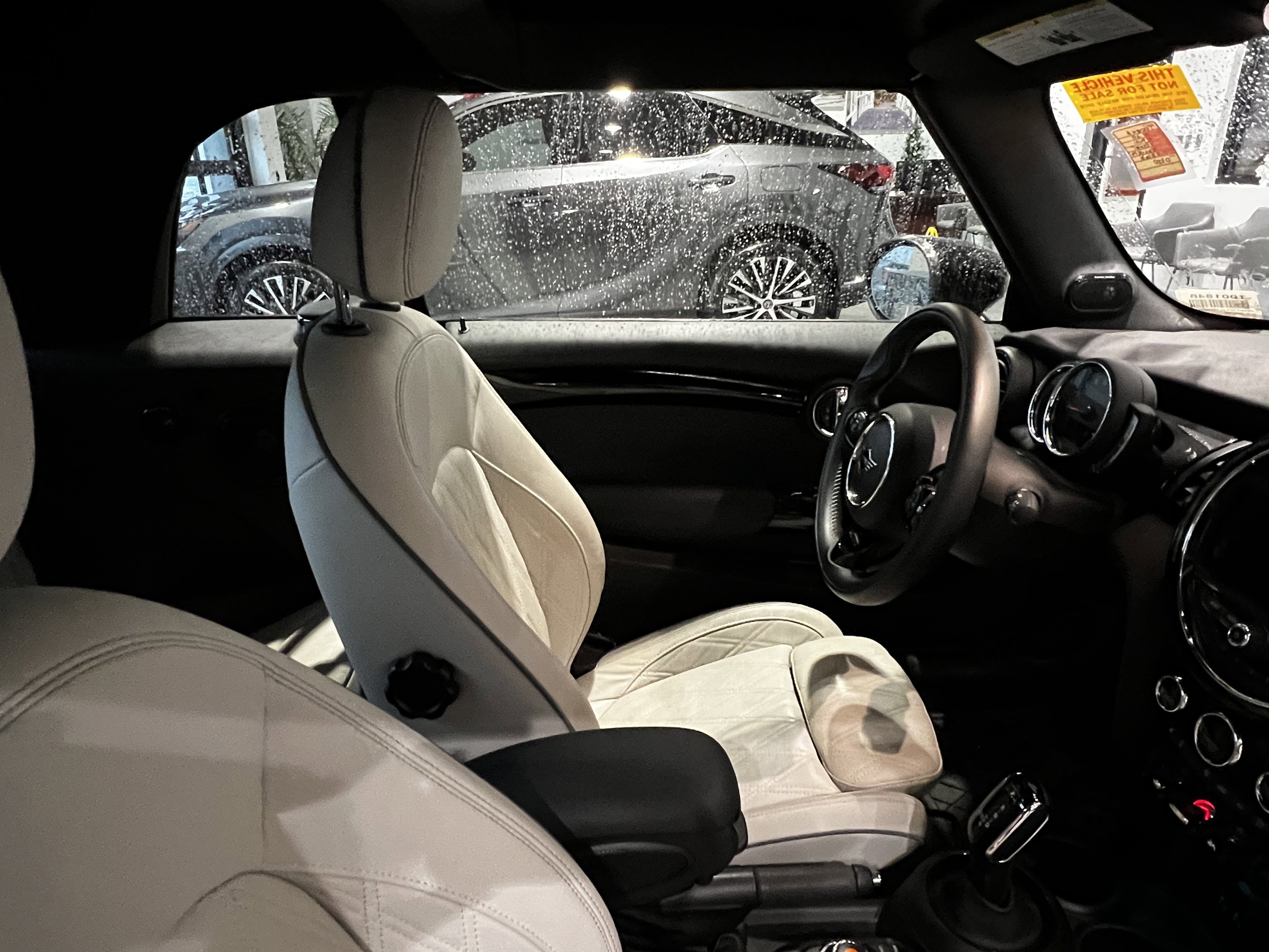 Used 2020 MINI Cooper Convertible image 38