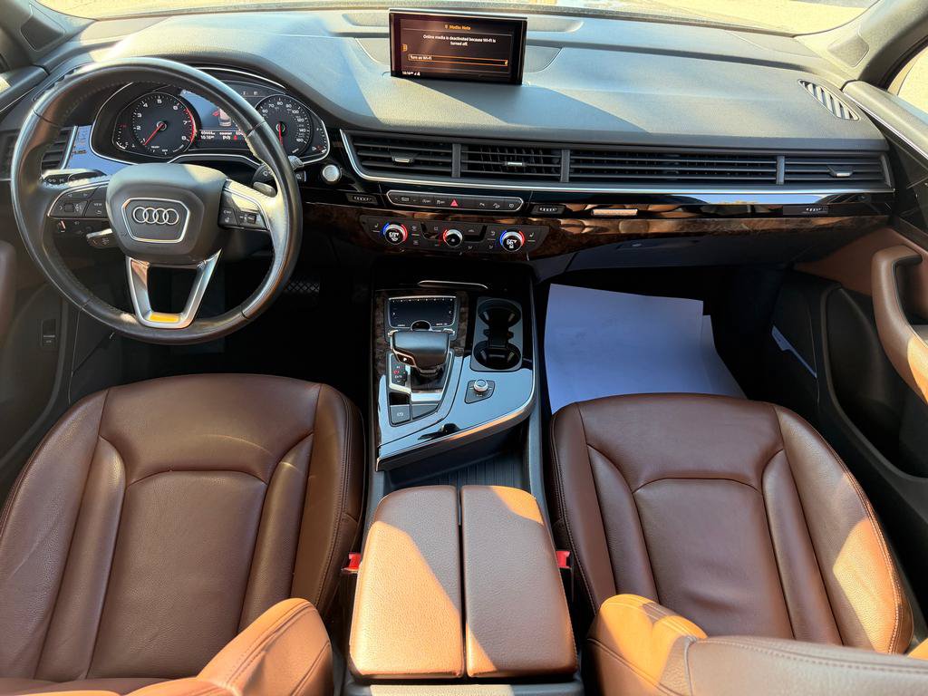 Used 2018 Audi Q7 3.0T Premium Plus w/ Premium Plus Package AWD/4WD image 12