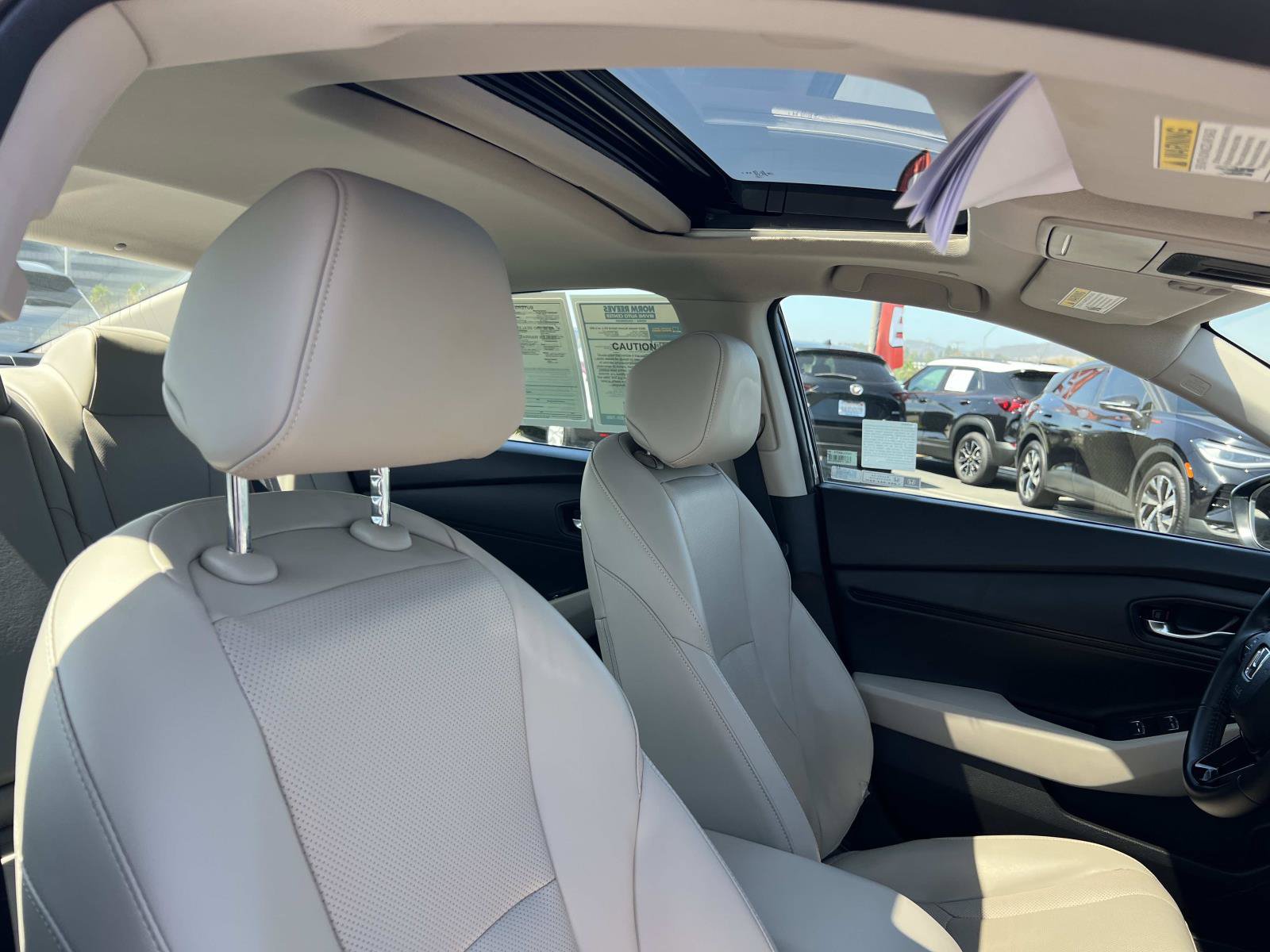 Used 2023 Honda Accord EX-L image 30