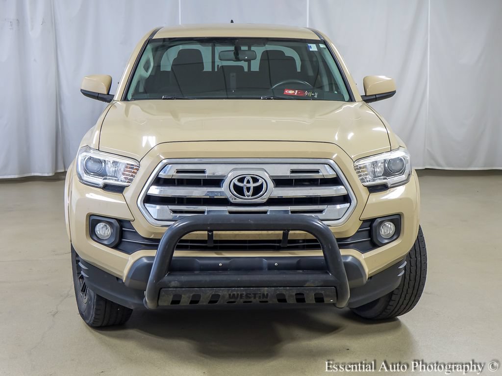Used 2017 Toyota Tacoma SR5 w/ Tow Package RWD image 5