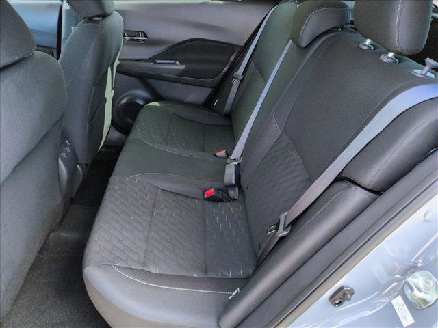 Used 2024 Nissan Kicks SV image 18