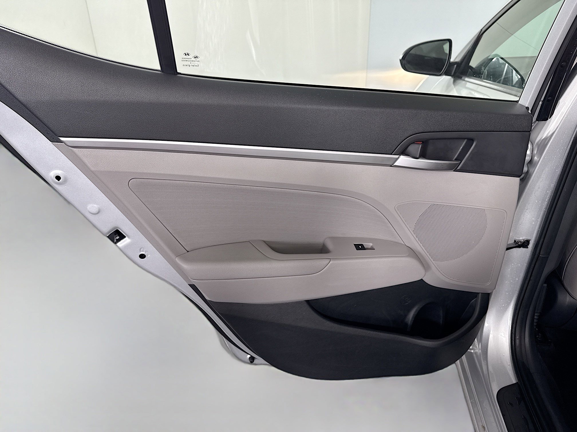 Used 2019 Hyundai Elantra SEL image 25