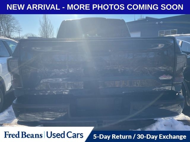 Used 2019 Nissan Titan SV w/ SV Convenience Package image 6