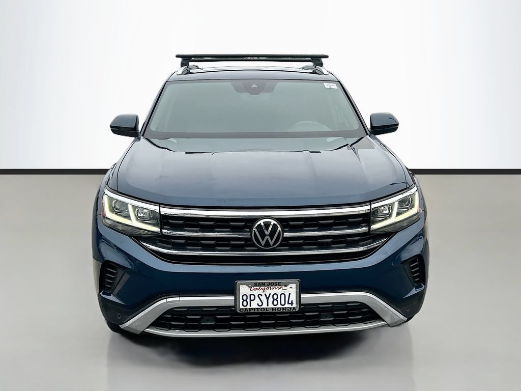 Used 2020 Volkswagen Atlas Cross Sport SEL AWD/4WD image 2