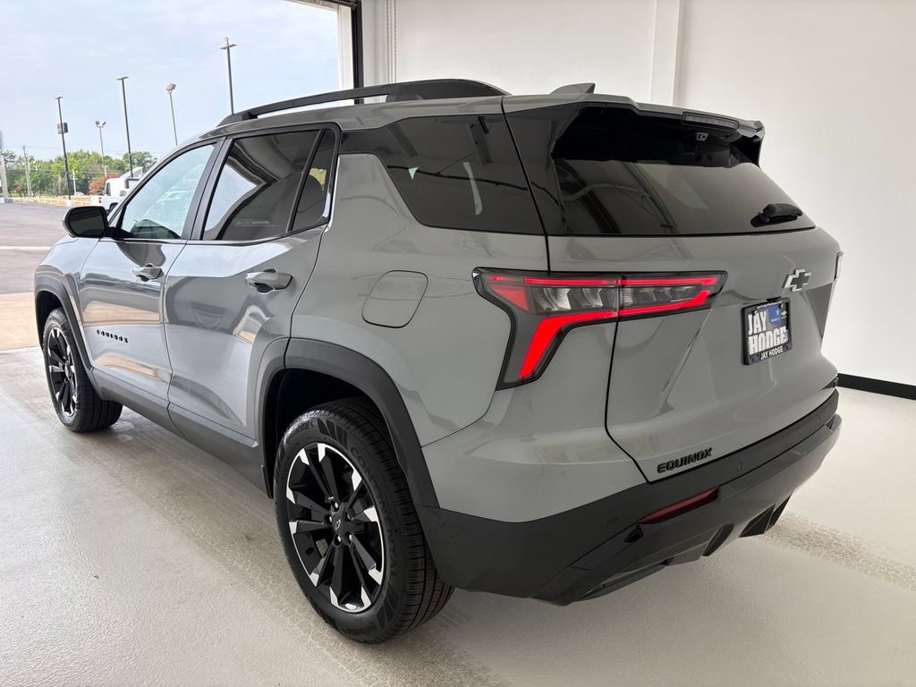 New 2027 Chevrolet Equinox RS w/ Safety and Technology Package FWD image 18