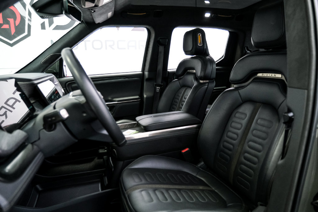 Used 2023 Rivian R1T Launch Edition AWD/4WD image 33