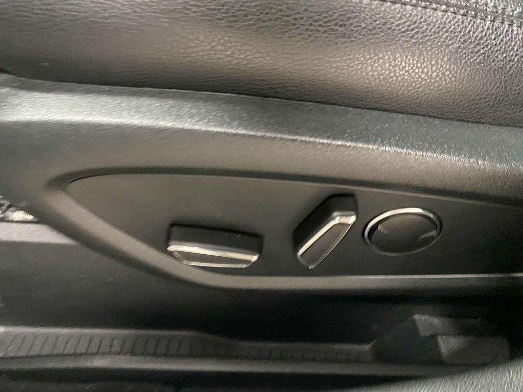 Used 2022 Lincoln Nautilus AWD image 11