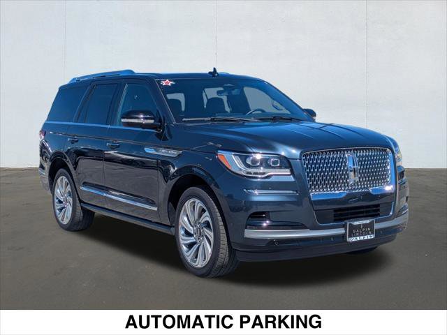 Used 2024 Lincoln Navigator Reserve image 7