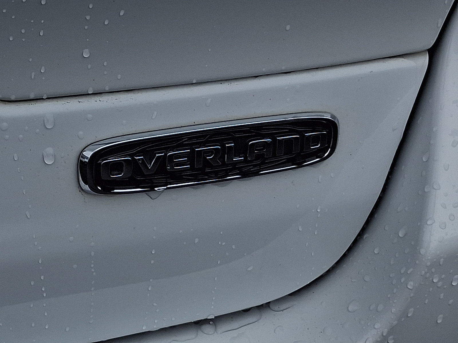 Used 2022 Jeep Grand Cherokee Overland AWD/4WD image 35