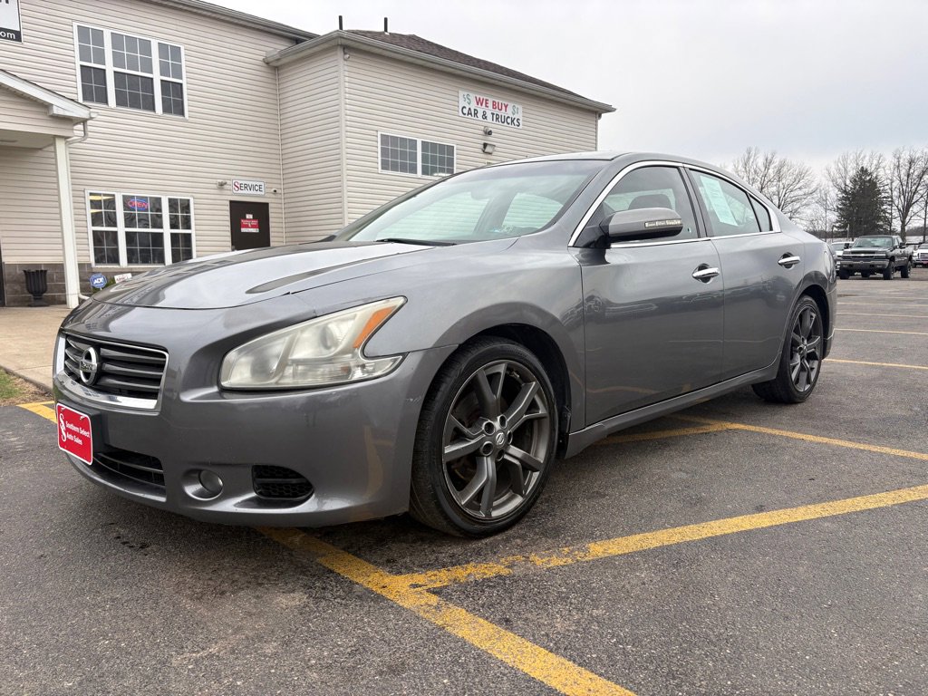 Used 2014 Nissan Maxima 3.5 SV w/ Sport Package image 2