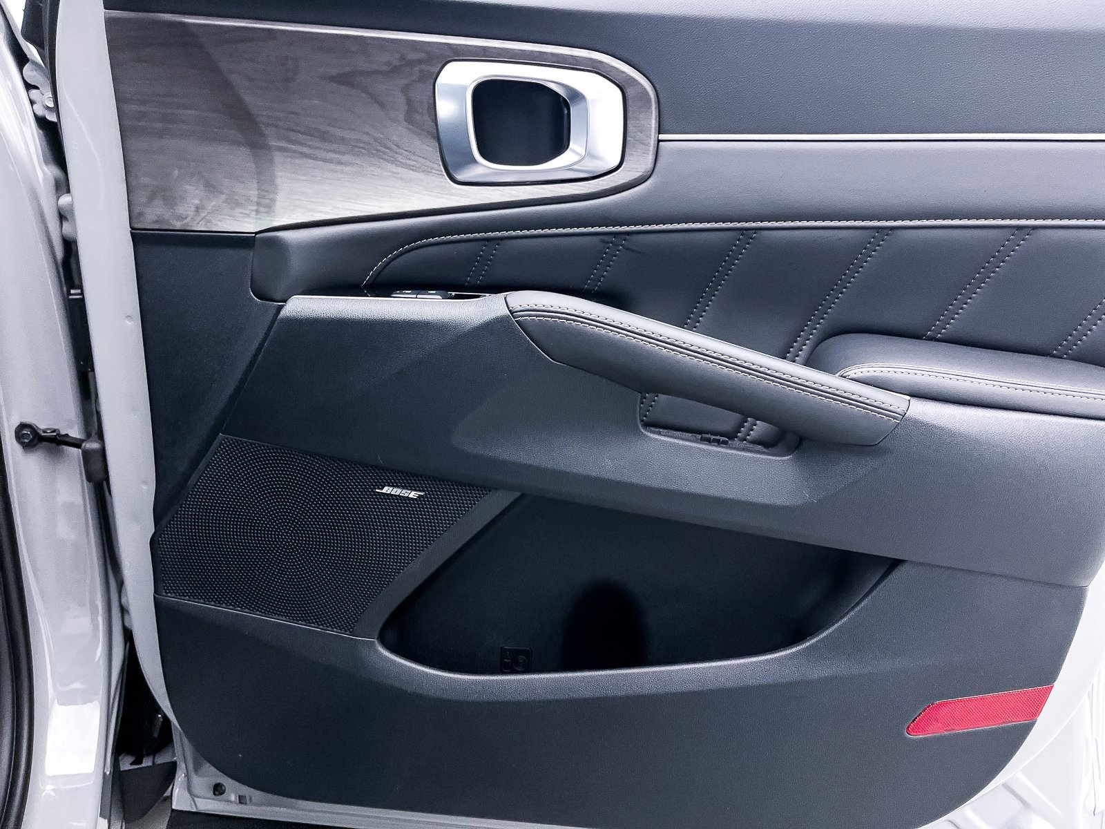 Used 2025 Kia Sorento SX Prestige image 34