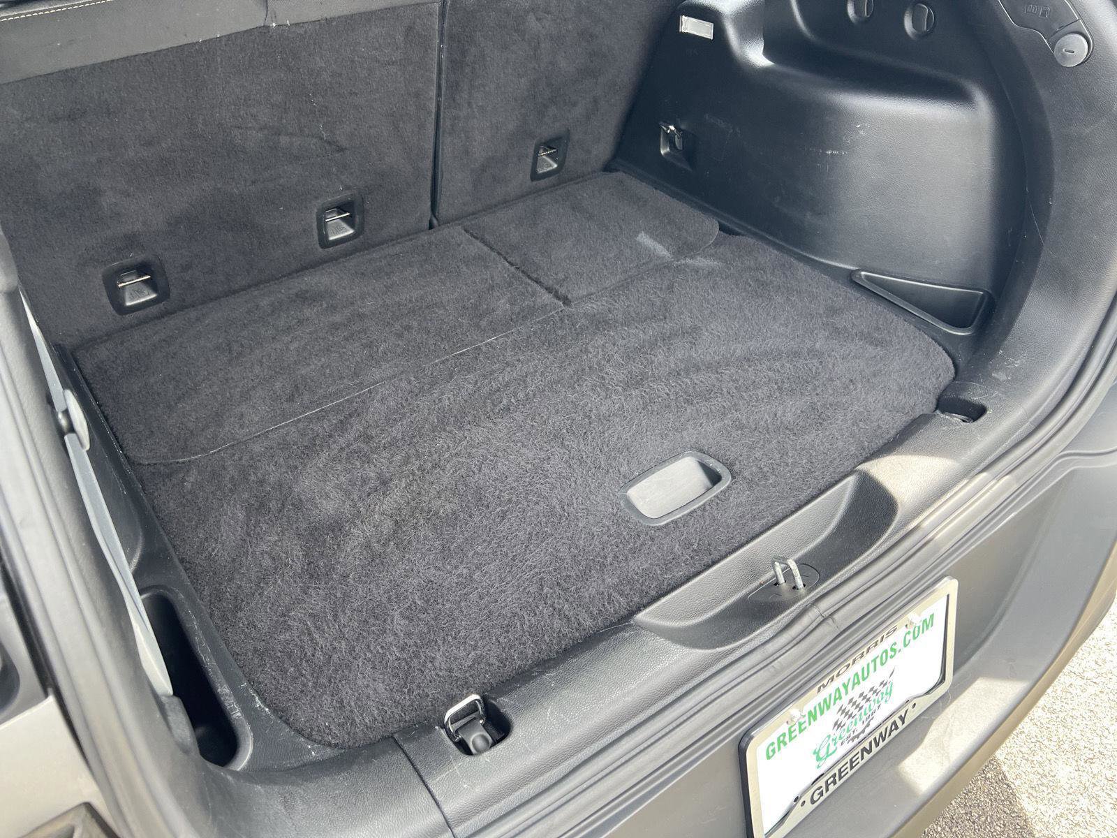 Used 2015 Jeep Cherokee Sport w/ Cold Weather Group FWD image 45