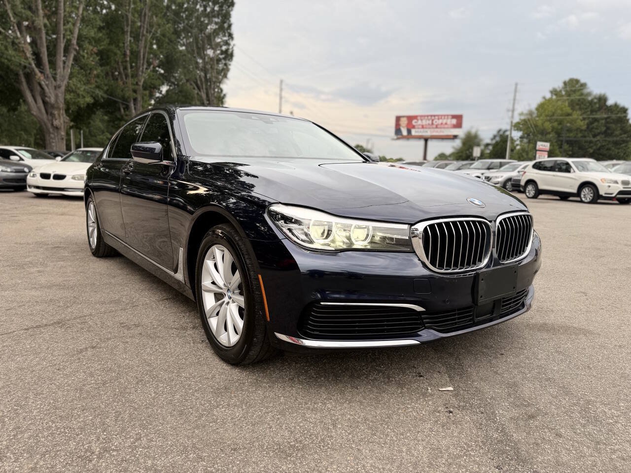 Used 2019 BMW 740i xDrive w/ Executive Package AWD/4WD image 3