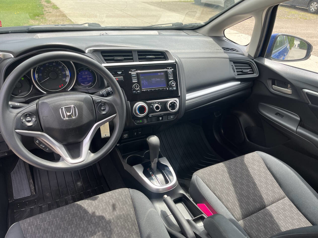 Used 2017 Honda Fit LX image 10