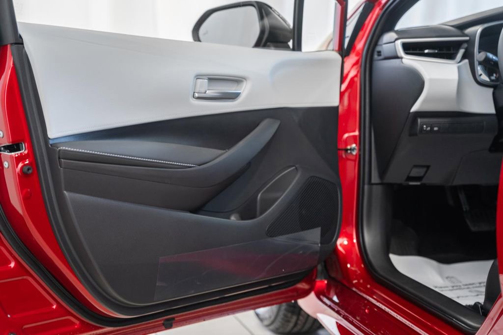 New 2026 Toyota Corolla SE image 29