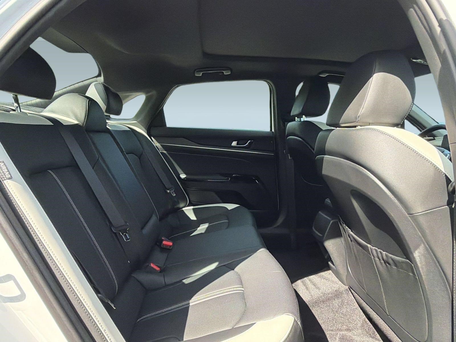 Used 2025 Kia K5 GT-Line w/ GT-Line Premium Package FWD image 32