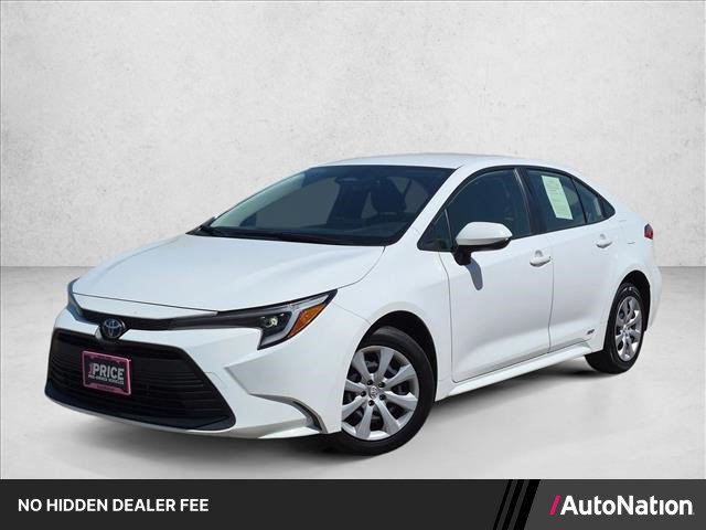 Certified 2024 Toyota Corolla LE AWD/4WD image 1