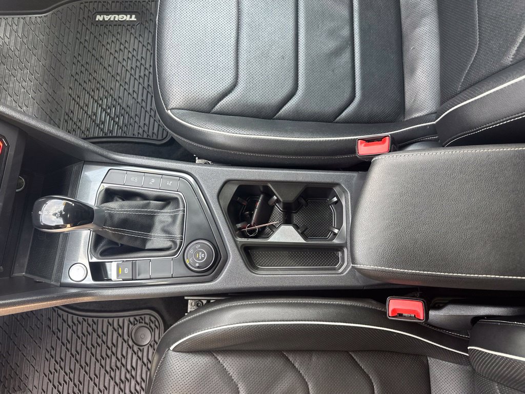 Used 2023 Volkswagen Tiguan SEL R-Line AWD/4WD image 33