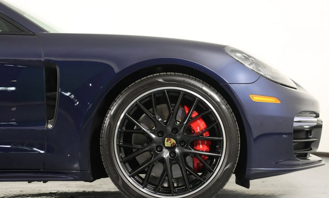 Used 2019 Porsche Panamera GTS AWD/4WD image 6