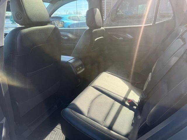 Used 2020 GMC Terrain SLT w/ Preferred Package image 9