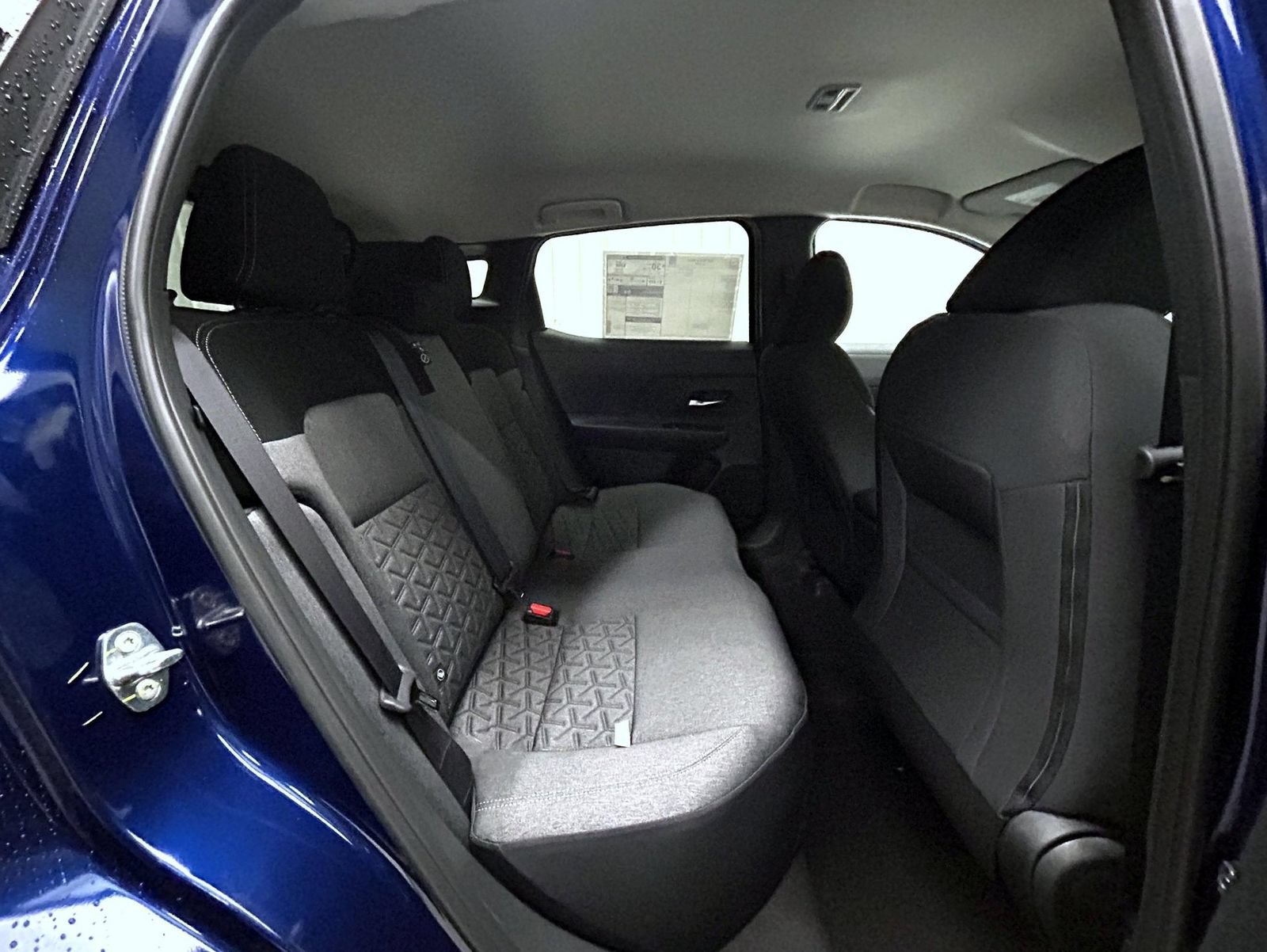 New 2027 Nissan Kicks SV AWD/4WD image 18