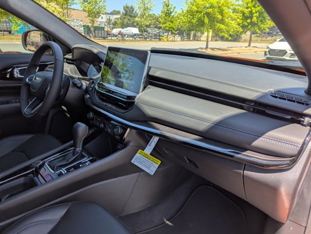 New 2026 Jeep Compass Latitude AWD/4WD image 26