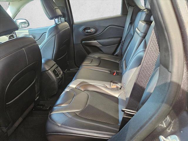 Used 2019 Jeep Cherokee Latitude Plus image 15