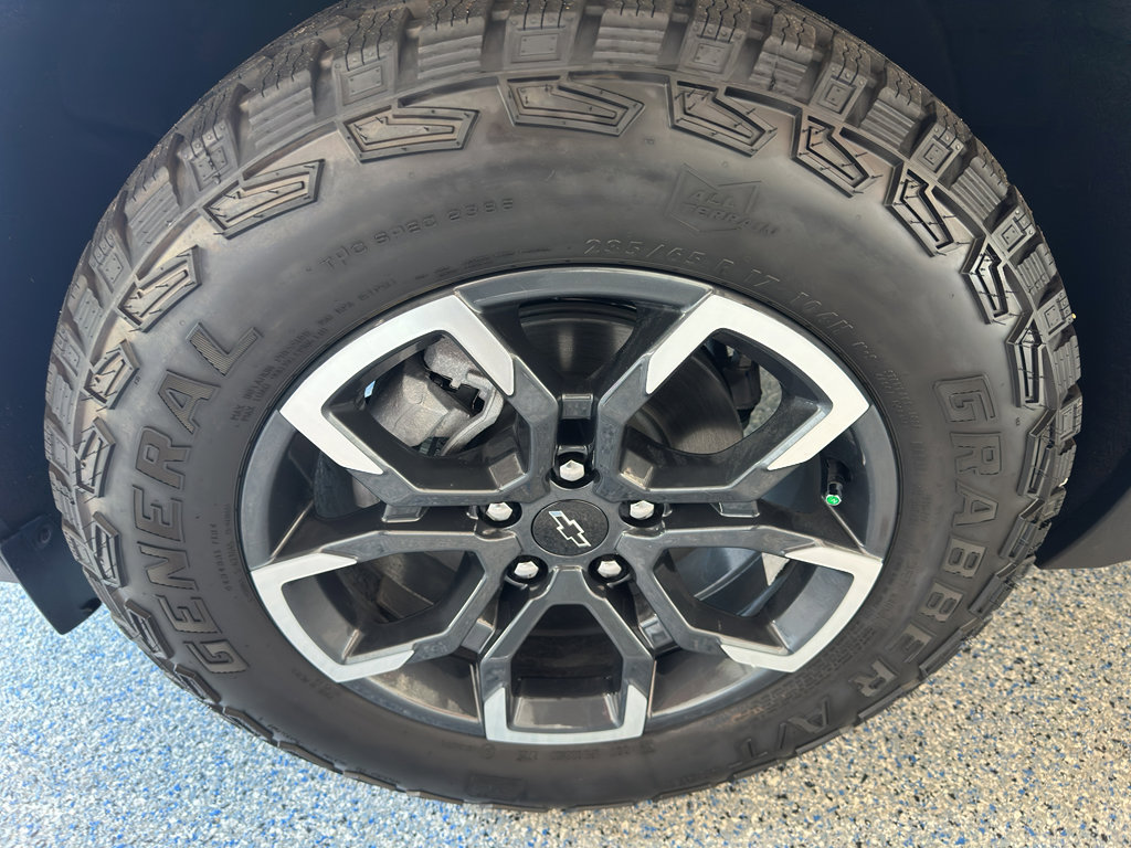 New 2026 Chevrolet Equinox ACTIV w/ Safety and Technology Package image 33