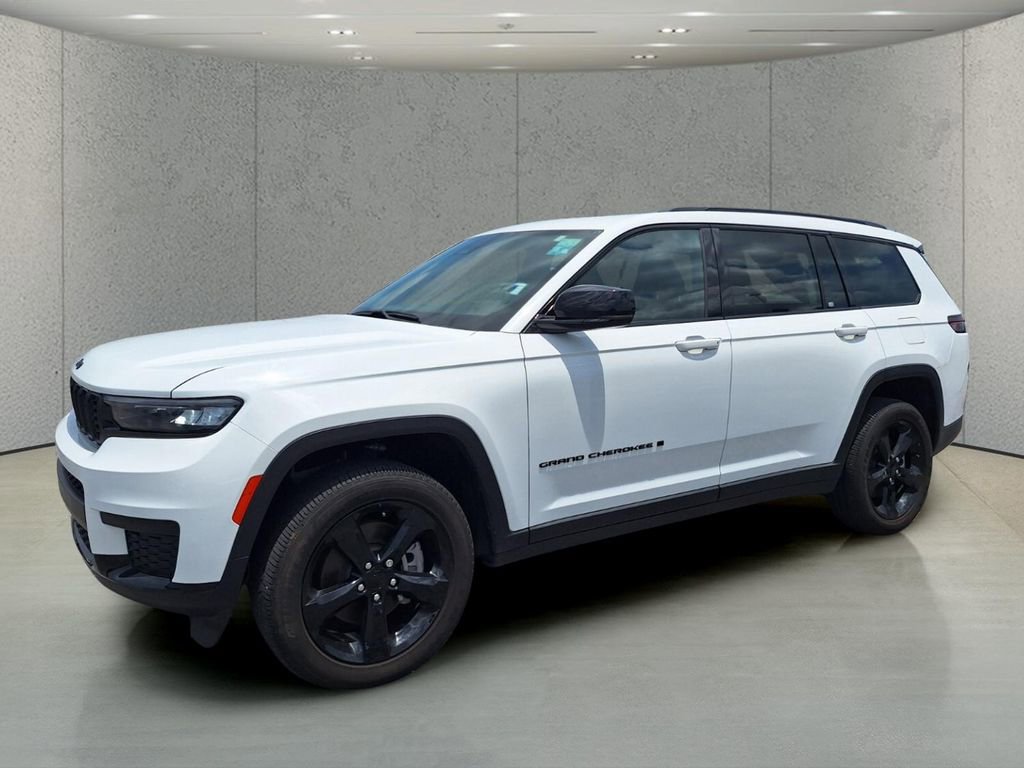 Used 2024 Jeep Grand Cherokee L Altitude