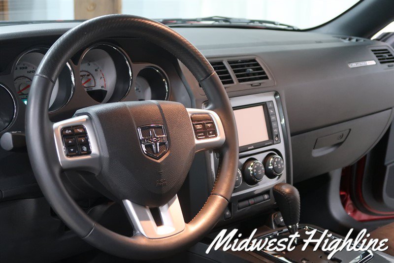 Used 2011 Dodge Challenger SRT8 RWD image 27