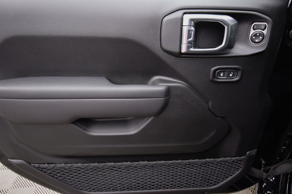 New 2026 Jeep Wrangler Sport AWD/4WD image 35
