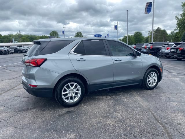 Used 2024 Chevrolet Equinox LT w/ LPO, Floor Liner Package FWD image 11