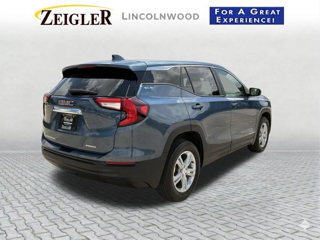Used 2024 GMC Terrain SLE AWD/4WD image 7