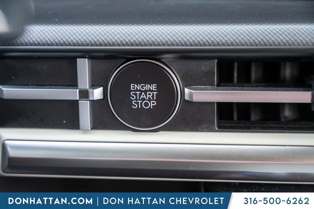 Used 2025 Hyundai Santa Fe SEL image 12