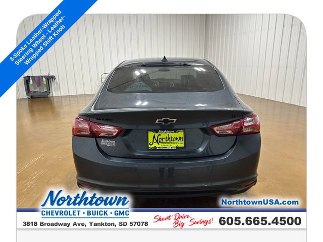 Used 2021 Chevrolet Malibu LT w/ Sport Edition FWD image 4