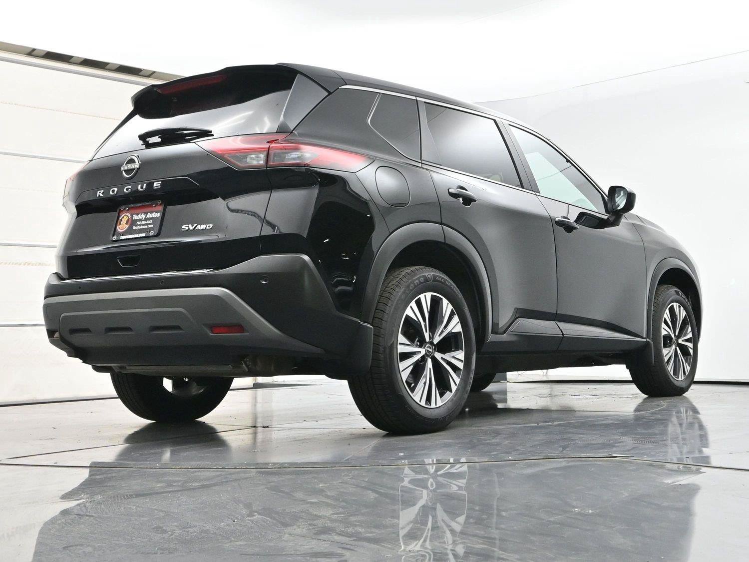 Used 2023 Nissan Rogue SV AWD/4WD image 52