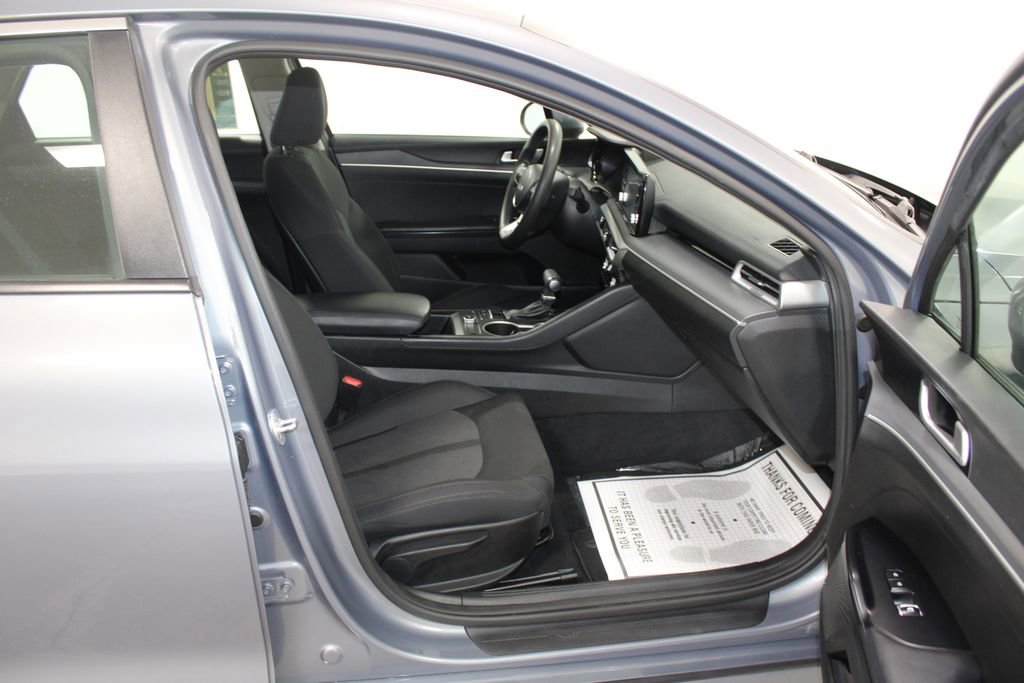 Used 2023 Kia K5 LXS image 24