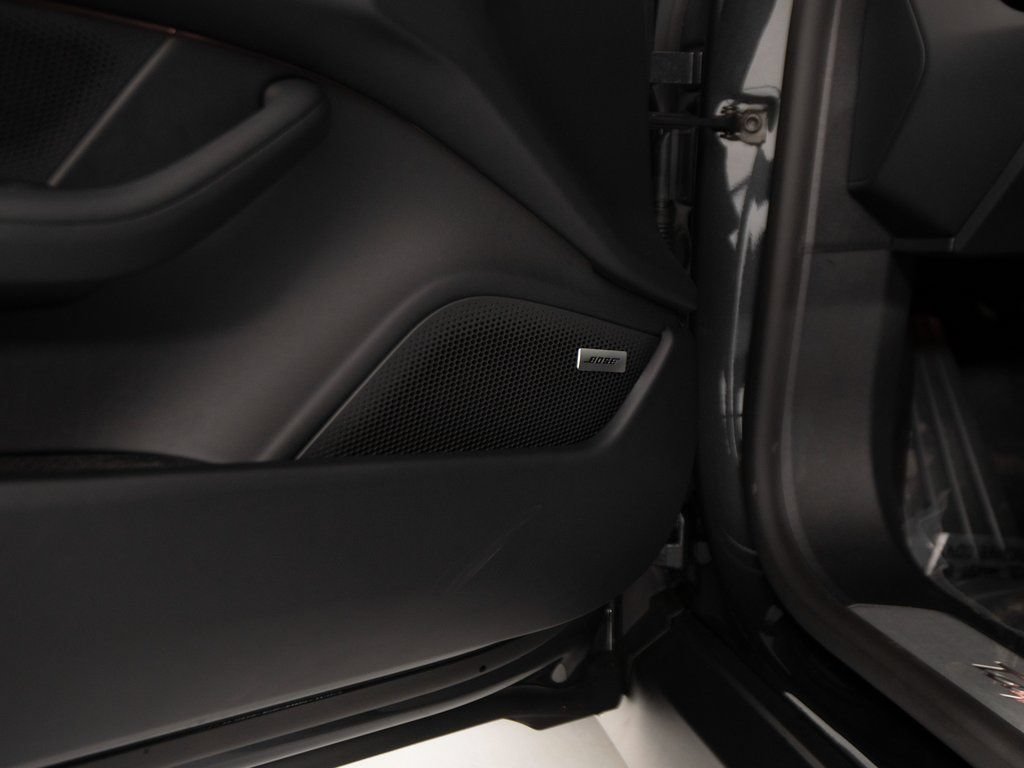 New 2026 Porsche Taycan 4S AWD/4WD image 15