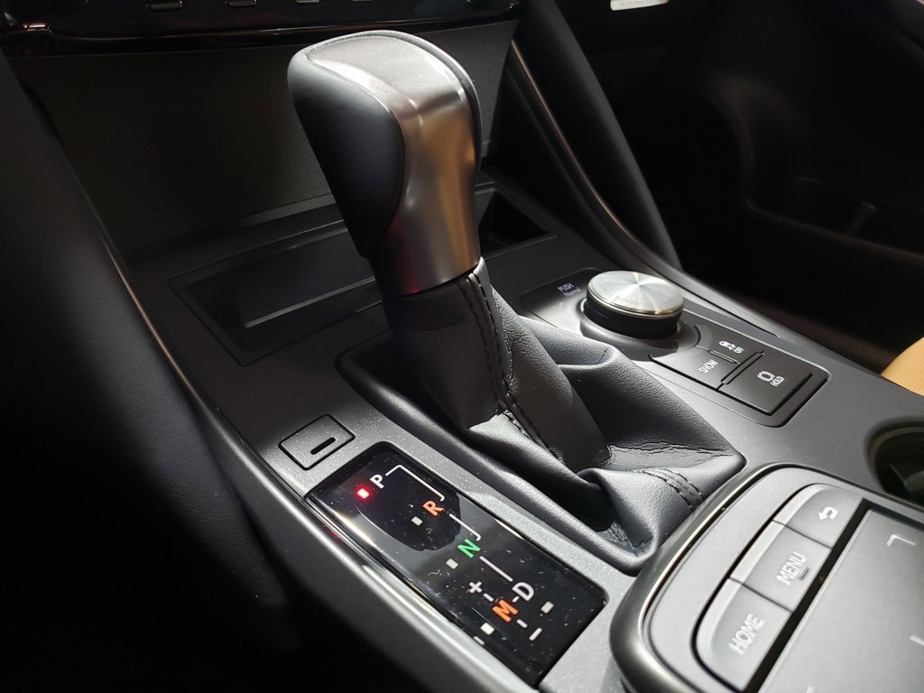 New 2025 Lexus IS 300 image 24