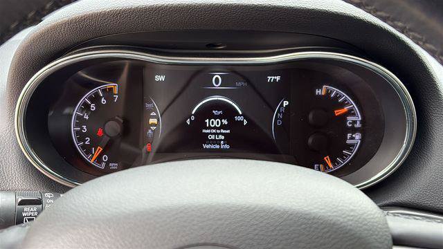 Certified 2022 Jeep Grand Cherokee Laredo X AWD/4WD image 15