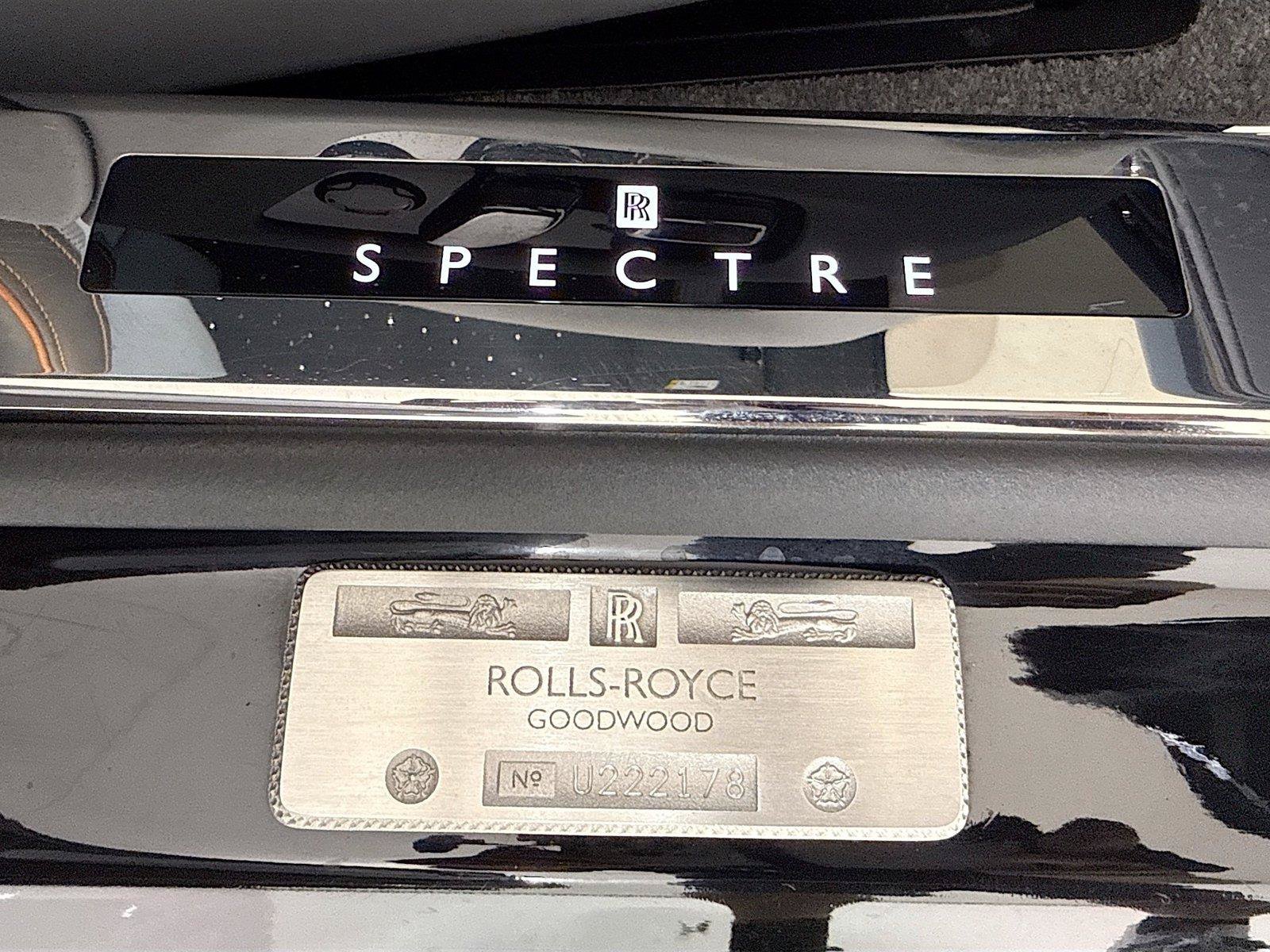 Used 2024 Rolls-Royce Spectre w/ Spectre Launch Package AWD/4WD image 32