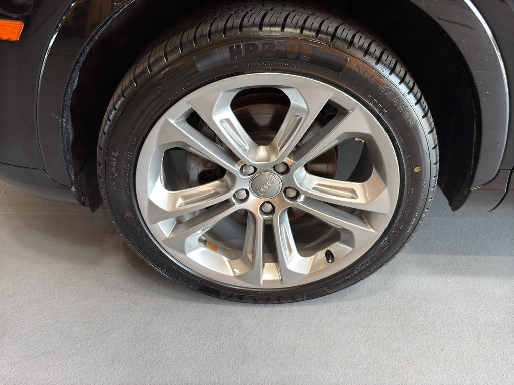 Used 2015 Audi Q3 2.0T Prestige w/ Prestige Package AWD/4WD image 9