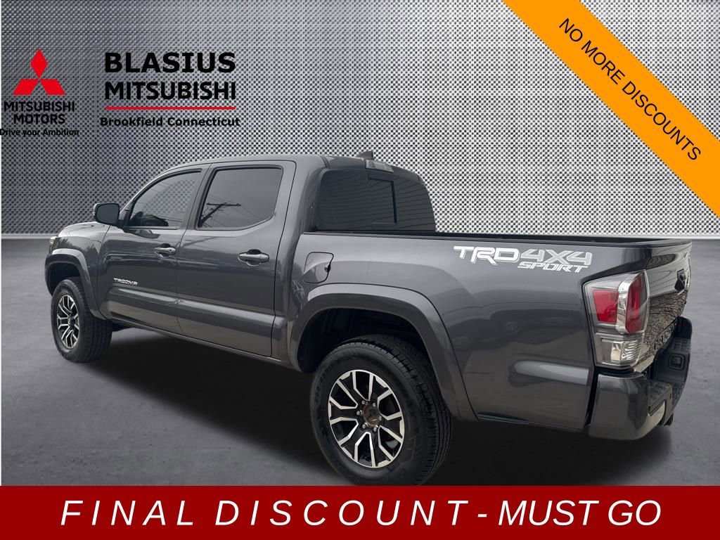 Used 2021 Toyota Tacoma TRD Sport w/ Technology Package image 16