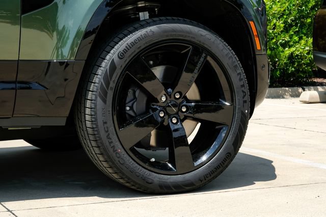 New 2026 Land Rover Defender 110 X-Dynamic SE AWD/4WD image 59