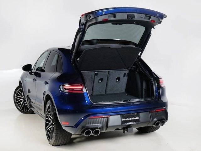 New 2026 Porsche Macan Turbo AWD/4WD image 33