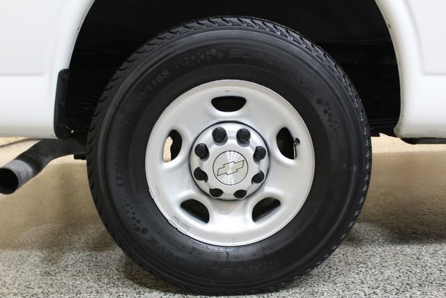 Used 2019 Chevrolet Express 2500 Extended image 22