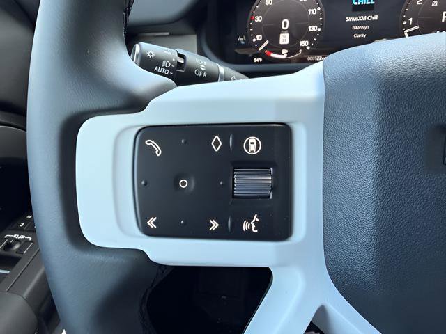 Certified 2025 Land Rover Defender 90 X-Dynamic SE image 23