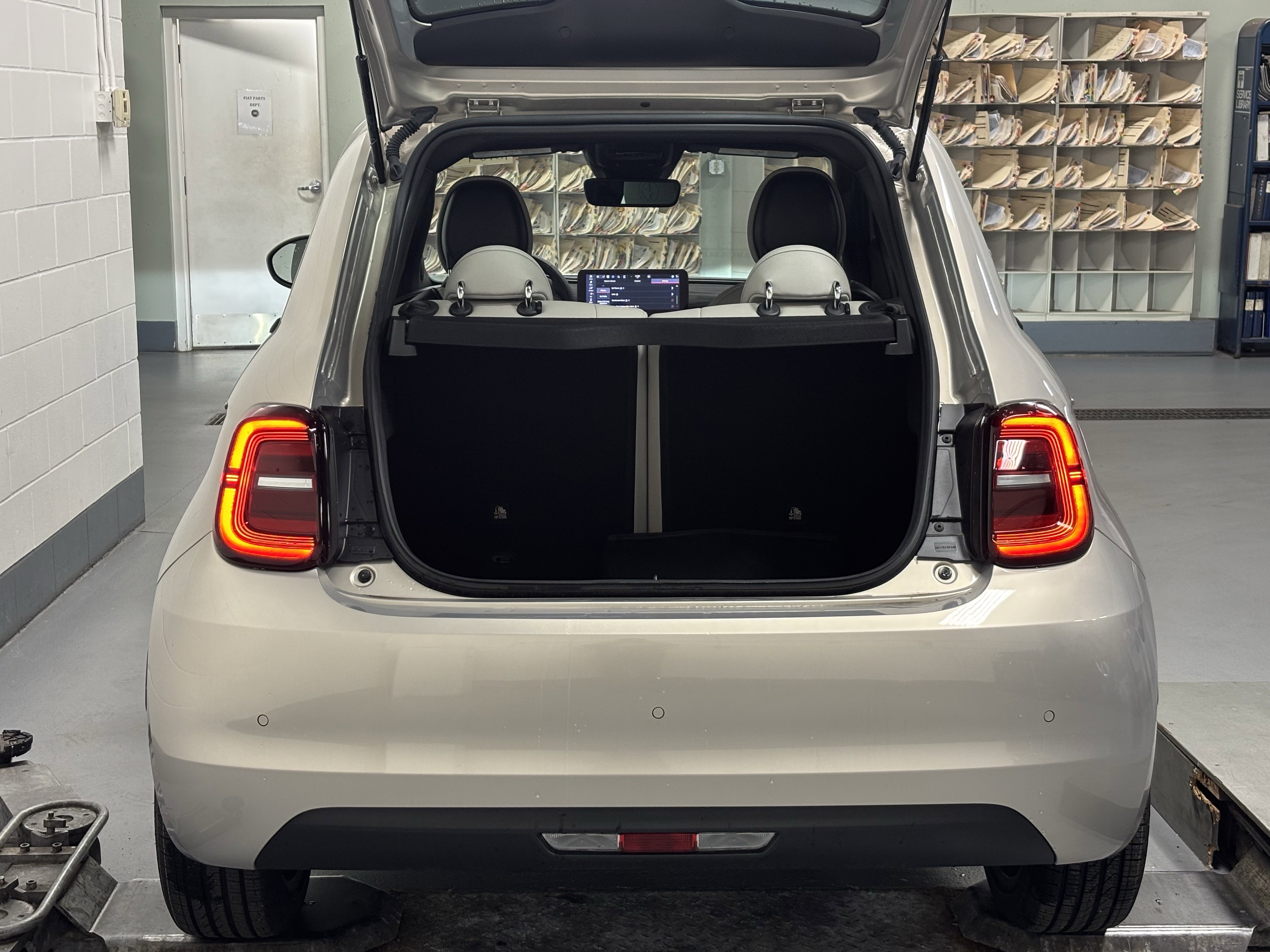 New 2025 FIAT 500 e image 21