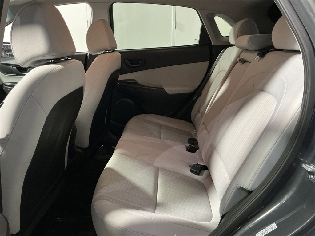 Used 2023 Hyundai Kona SEL image 30